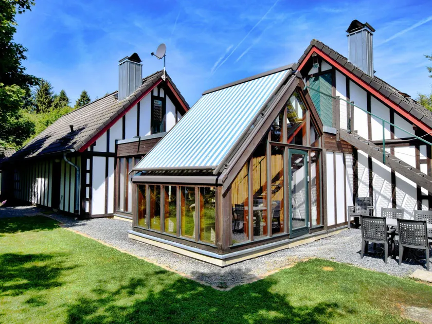 Peaceful Holiday Home in Bütgenbach with Terrace - Image 1
