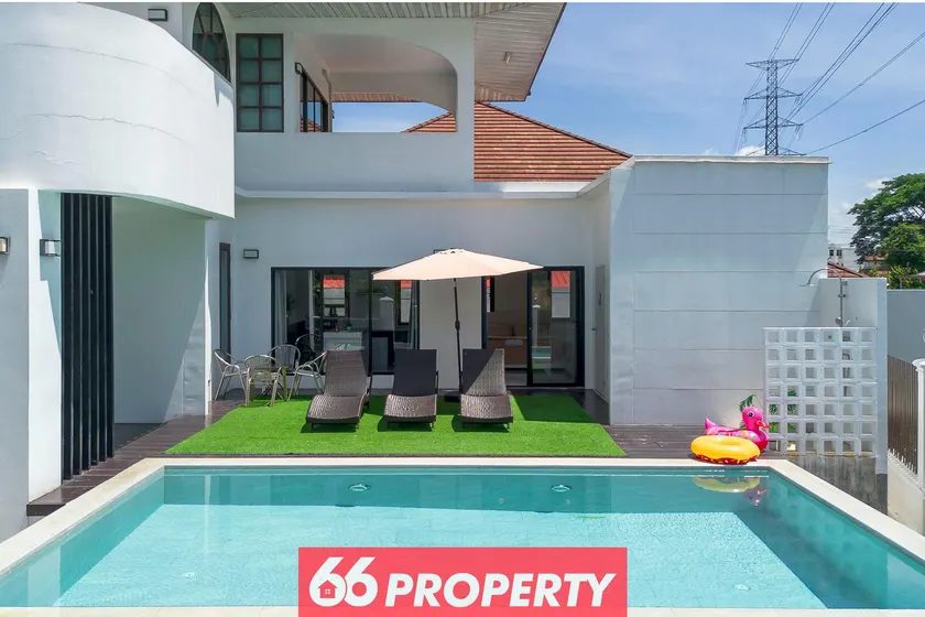 Lakeside Lotus Pool Villa - 9 Bedrooms - Image 1
