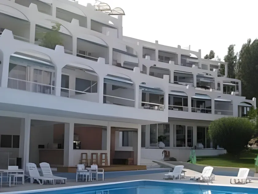 Asteria Hotel - Image 1