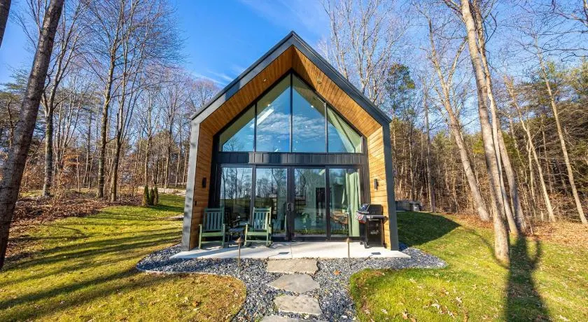 Lakefront Cabin with Hot Tub, Cold Plunge, Sauna - Image 1