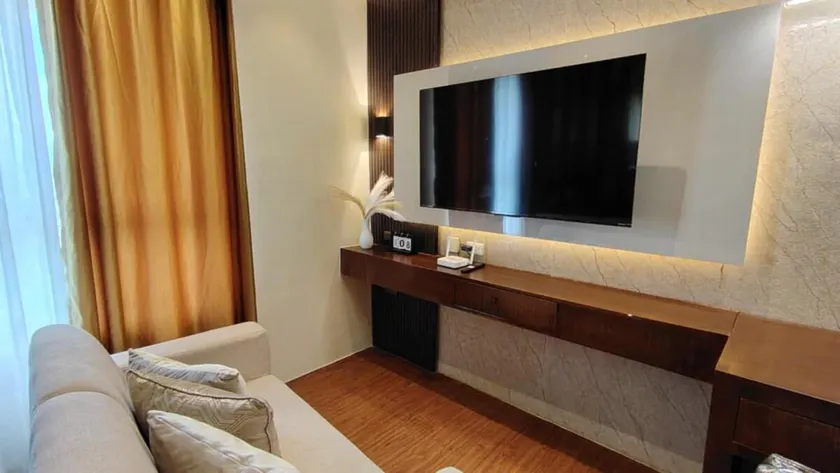 TJs Oasis at Mesavirre Garden Residences - Image 1
