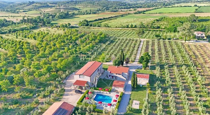 TerraVita Winery & Boutique Apartments - Image 1