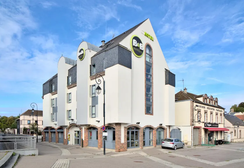 B&B HOTEL Dreux Centre - Image 1