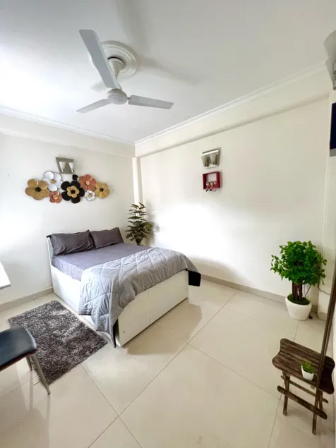 Private room in Greater Kailash 2 - Image 1