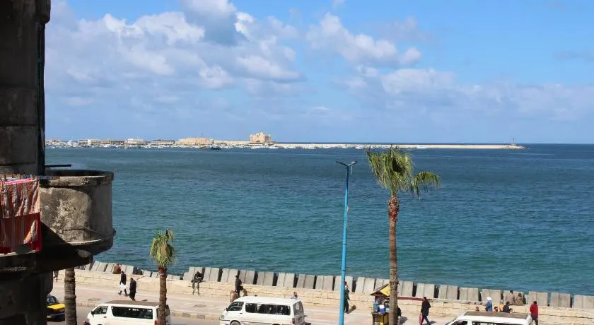 Ithaka Mansheya Hostel Alexandria - Image 1
