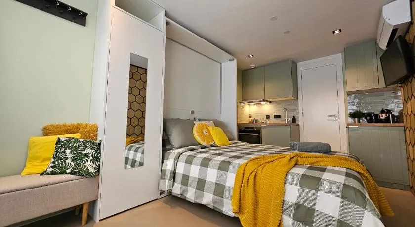 Studio Spring by April - 20 min from Amsterdam Centre - FREE parking - Image 1