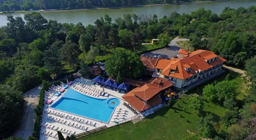Hotel Ostrova - Image 1