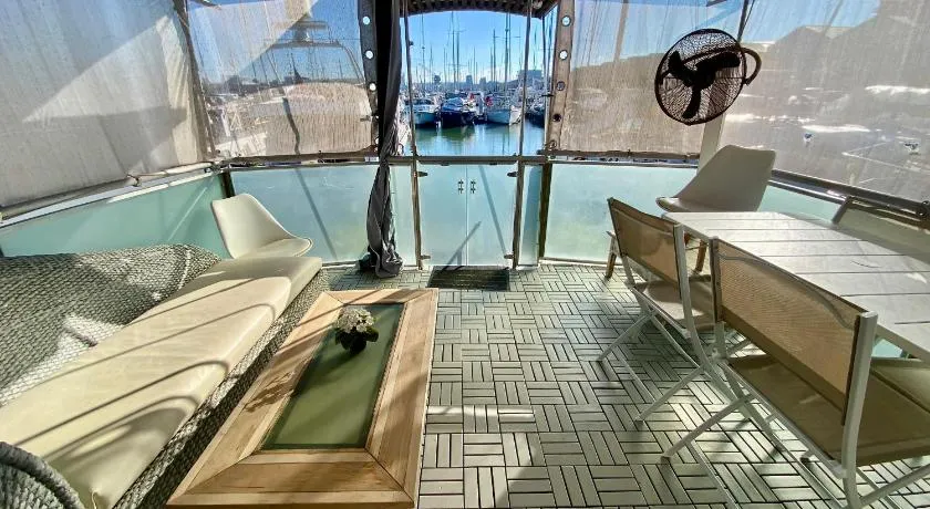 Houseboat - Suite flottante romantique au Port de Bordeaux - Image 1
