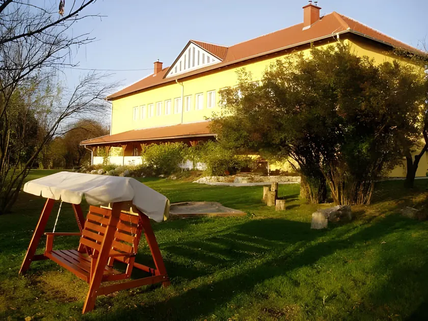 Resort Stara Škola - Image 1