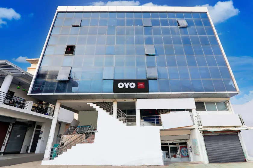 Hotel O Shivay Inn - Image 1