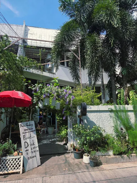 Home16 Sukhumvit16 - Image 1