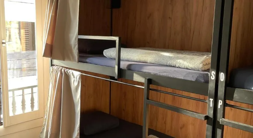 Downtown River Hostel - Image 1
