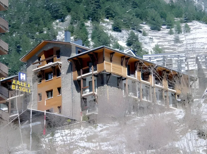 Xalet Besolí - Image 1