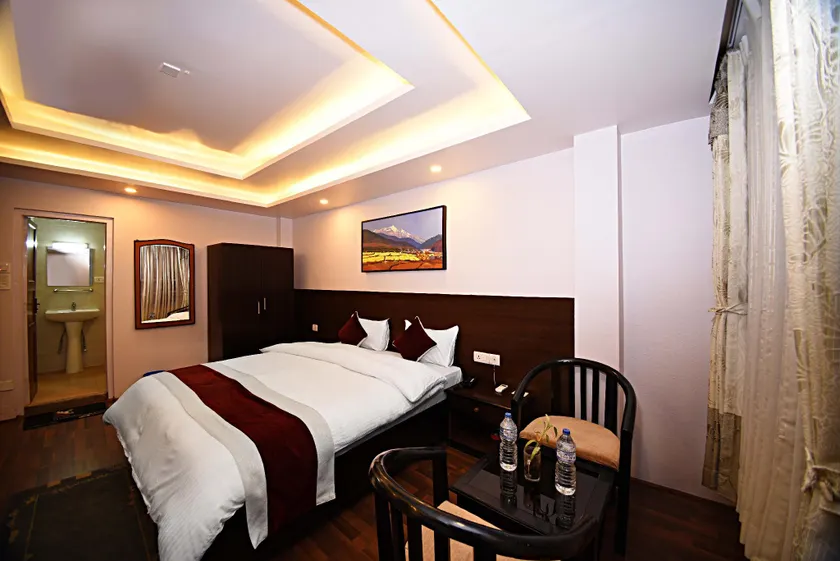 Greatwall International Hotel - Image 1
