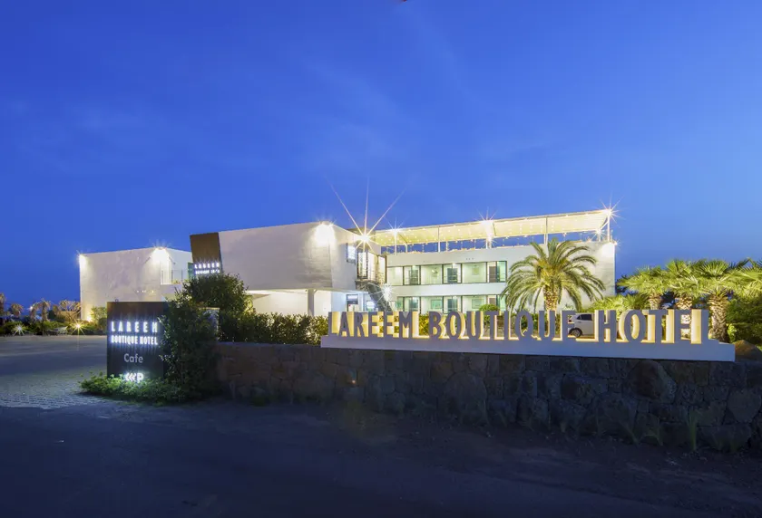 Lareem Boutique Hotel - Image 1