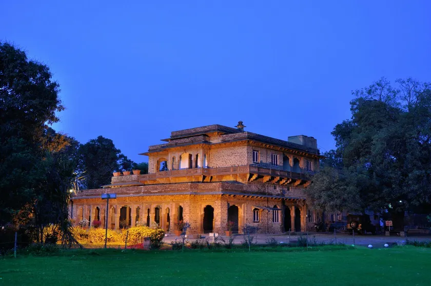 Hotel Sukhdham Kothi - Image 1