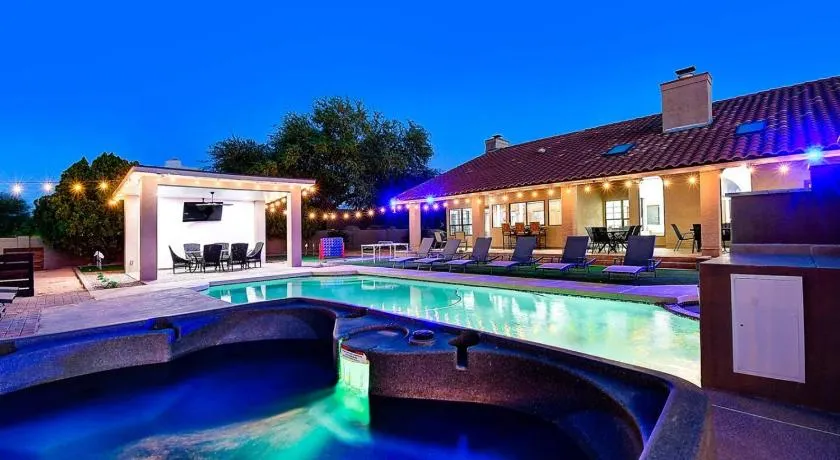 The Paradise Valley Golf Course Estate - Image 1