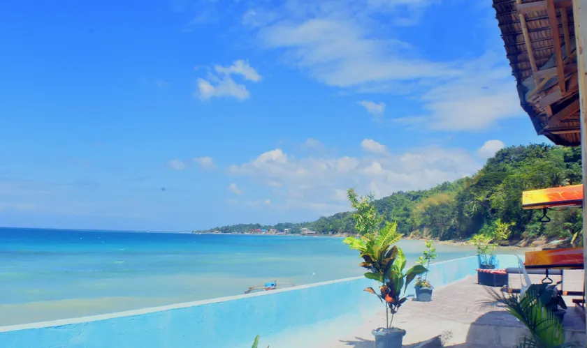MLK Bamboo Beachhouse - Image 1