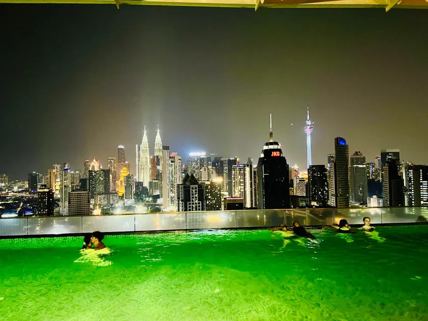 Regalia suites & residence 2 bedroom apartment by Enjoy your stay - Image 1