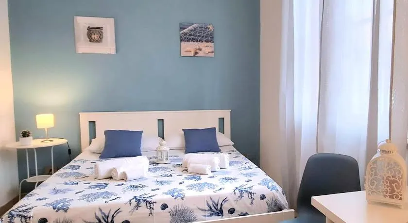 Sea Room Aspra - Image 1