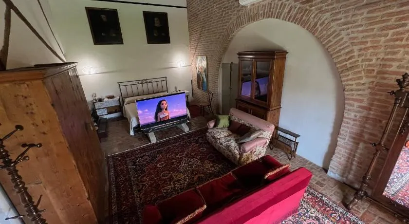 Scuderia Country Mansion 3300SquareFeet - Image 1