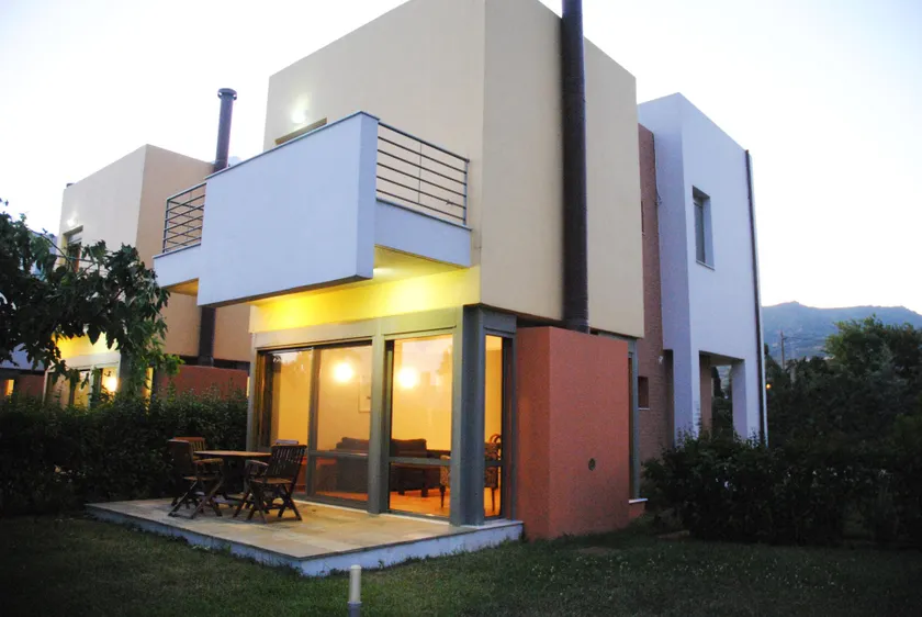 Erodios Hotel - Image 1