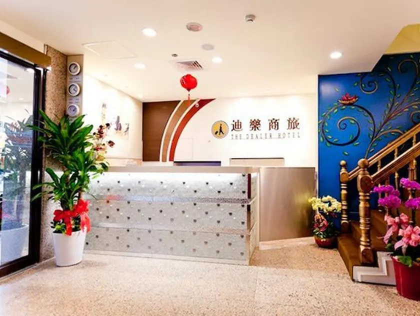 Dealer Hotel - Image 1