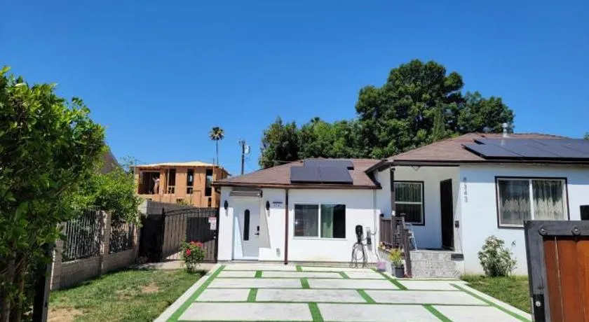 Casa One - Image 1