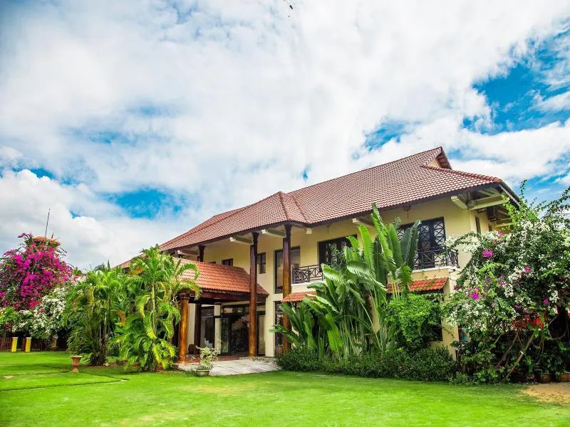 Orchid Boutique Beach Resort - Image 1