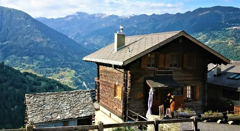 Chalet "Chez Claudine et Charles" - Image 1