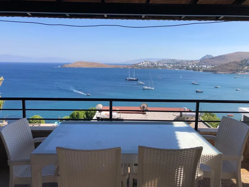 Bodrum Ortakent Denize Sıfır Villa - Image 1