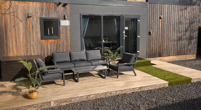 Tiny House mit Terrasse und Garten in Altstadtnähe inkl Parkplatz - Image 1
