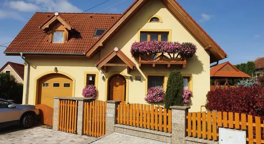 Žltý dom Vrbov - Image 1
