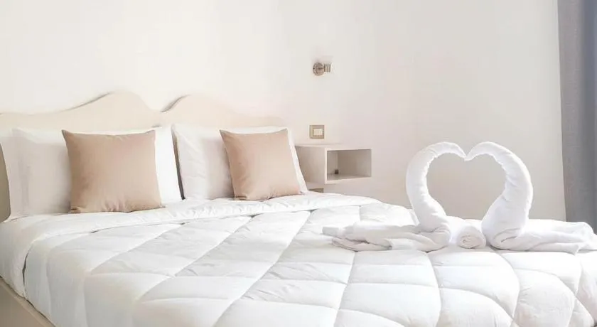 ELEGANCE GIBA Rooms - Image 1