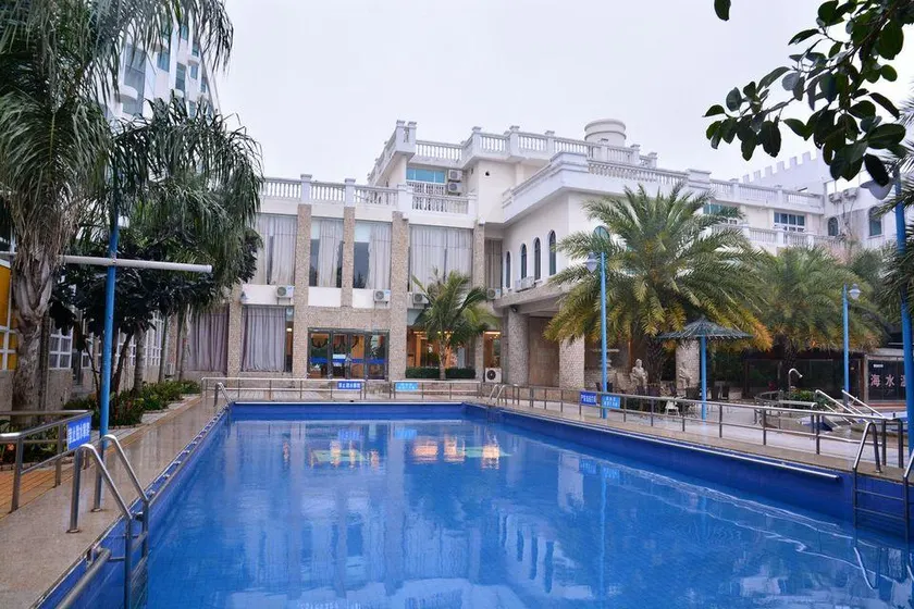 Huaxia Hotel - Image 1