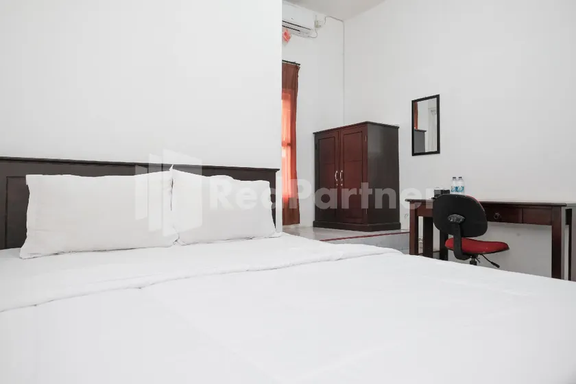 Katup Guest House Syariah Mitra RedDoorz - Image 1