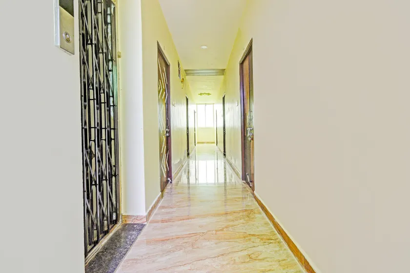 Hotel O Starlight B - Image 1