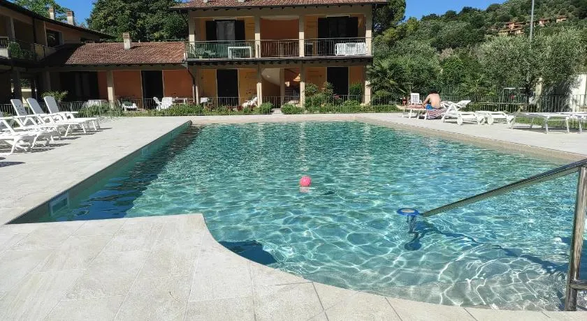 Iseo Lake apartment - Image 1