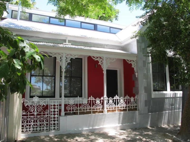 12 Hofmeyr Guest House - Image 1