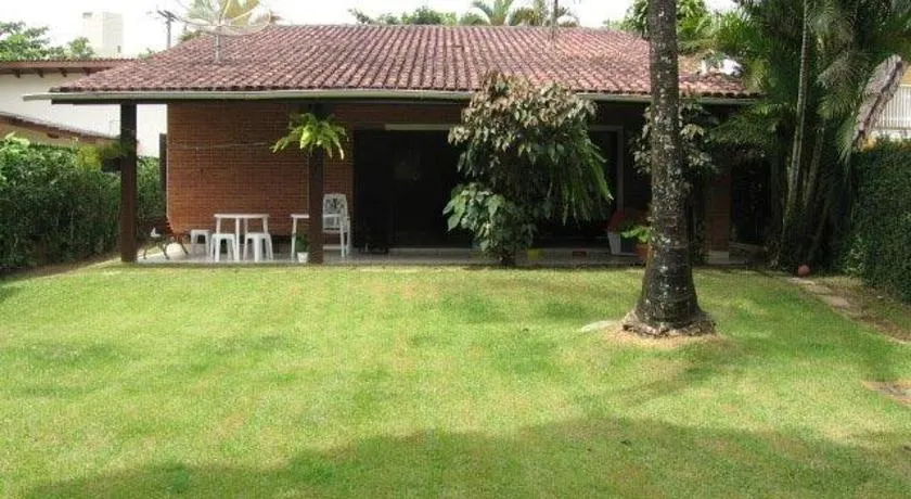RIVIERA-CASA FAMILIAR PERTO DA PRAIA-3 QUARTOS-3 BANHEIROS-ATÉ 10 PESSOAS-Módulo 4 - Image 1