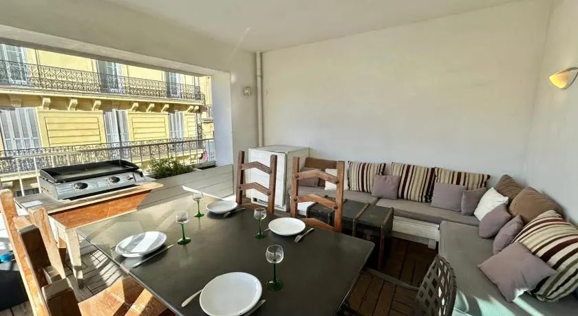 Le Phocéen Appartement Terrasse Plein centre - Image 1