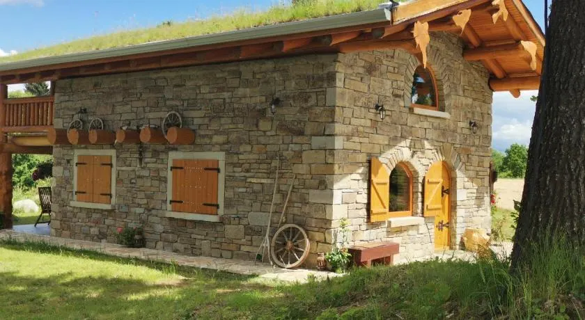 Cabana Casa de Piatra, de la Mara - Image 1