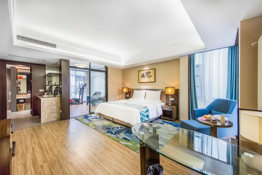Banshan Hotel - Image 1
