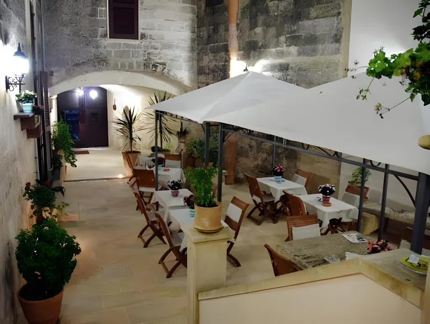 Palazzo Mellacqua - Image 1
