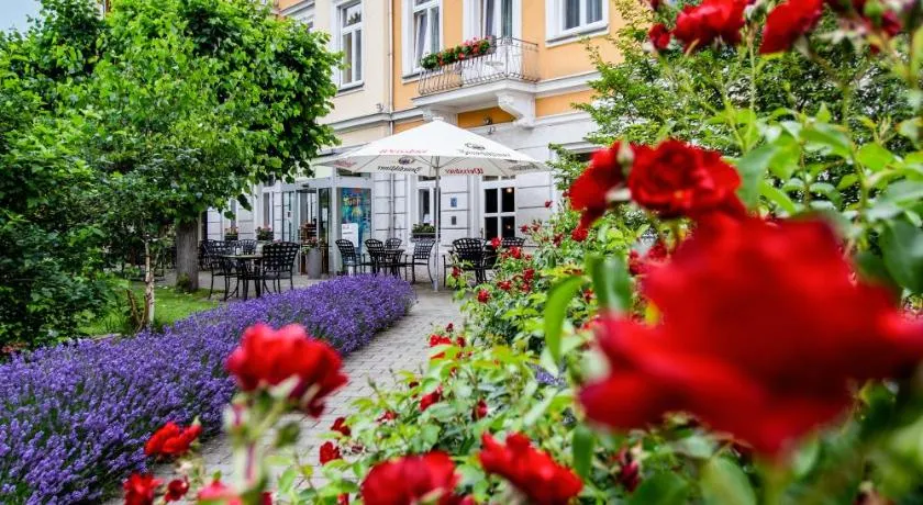 Hotel Lindenhof Bad Schandau - Image 1