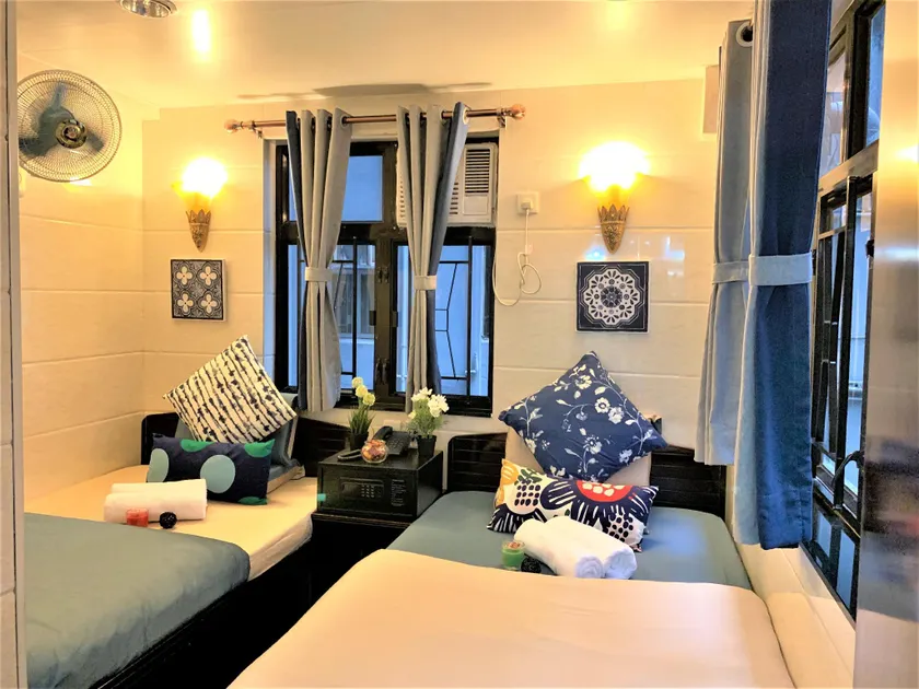 Sydney Hostel - Image 1