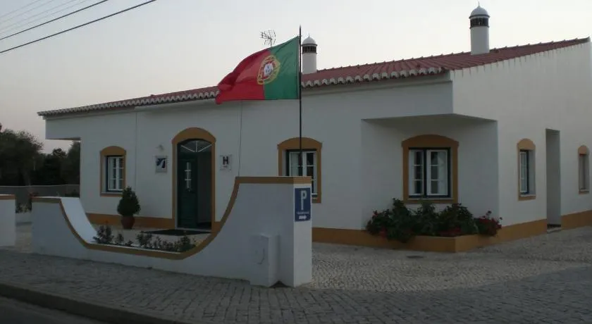 Hotel Pulo do Lobo - Image 1