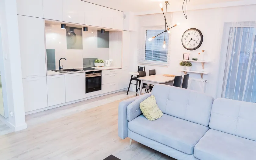 Easy Rent Apartments - GUSTO - Image 1