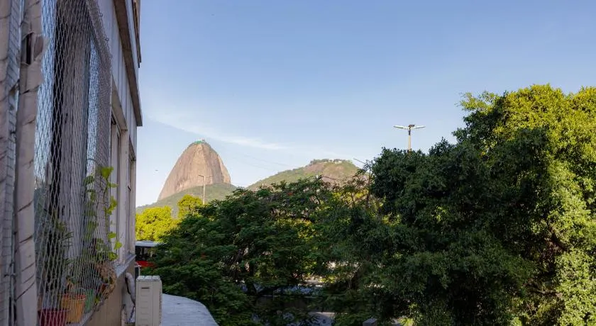 SUH Botafogo 04 Pão de Açúcar Amazing View! - Image 1