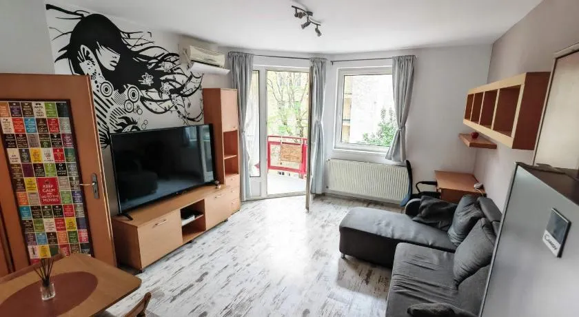 Dragon Suite Apartment - Image 1